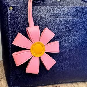 Pink Daisy Bag Charm Flower Purse Flair Keychain NEW FAST SHIP Flower Accessory